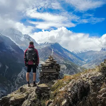 Trekking